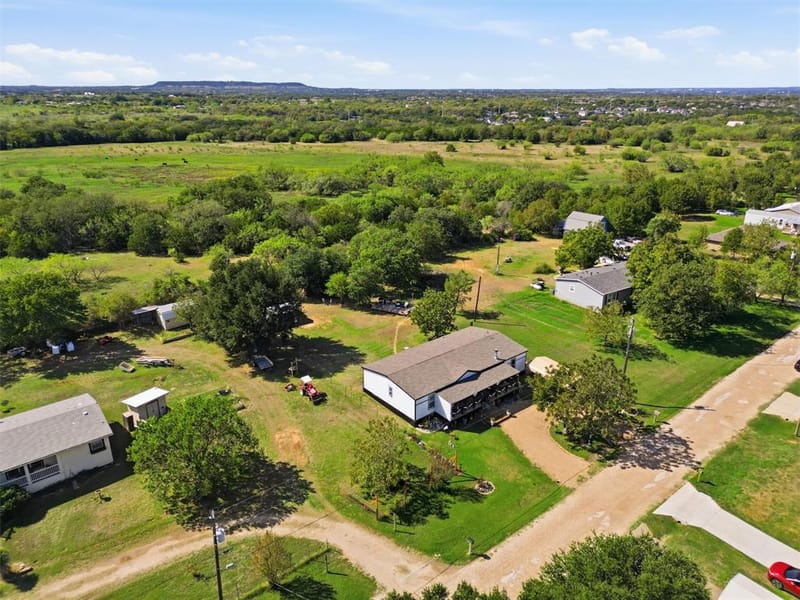 6200 S Lakeside Hills Court, Granbury TX 76048 - Photo 25
