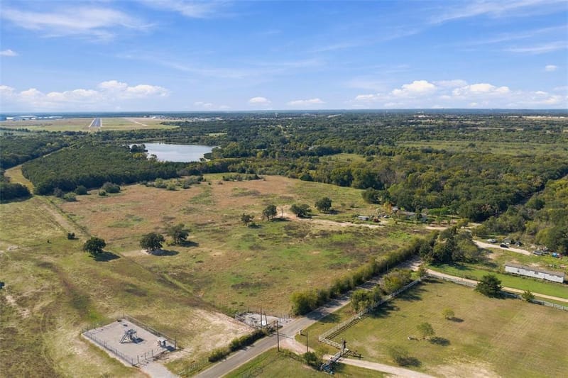 1654 Lincoln City Road, Elm Mott TX 76640 - Photo 17