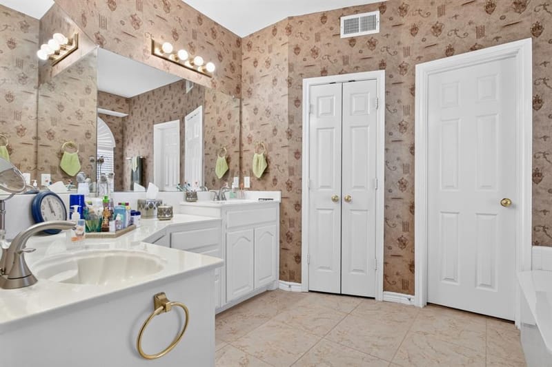 10657 Coach House Lane, Frisco TX 75035 - Photo 17