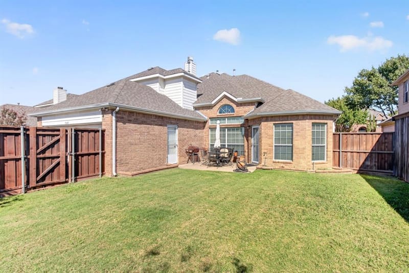 10657 Coach House Lane, Frisco TX 75035 - Photo 5
