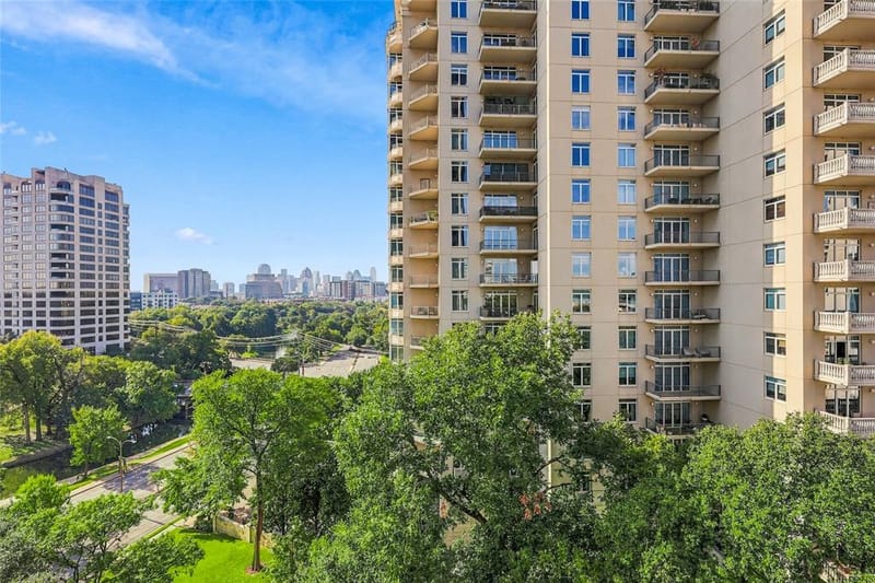 3525 Turtle Creek Boulevard # 8B, Dallas TX 75219 - Photo 37