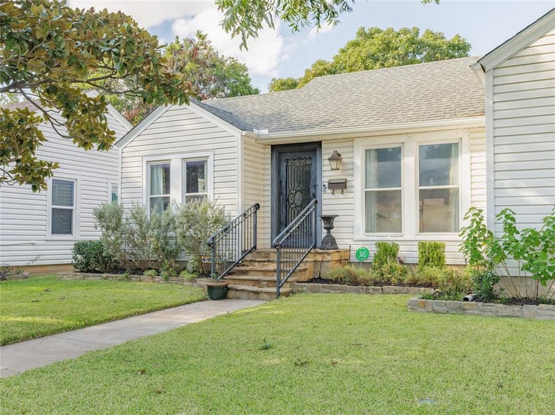4900 Birchman Avenue, Fort Worth TX 76107 - Photo 3