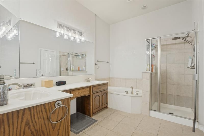 2106 Hollow Way, Garland TX 75041 - Photo 16