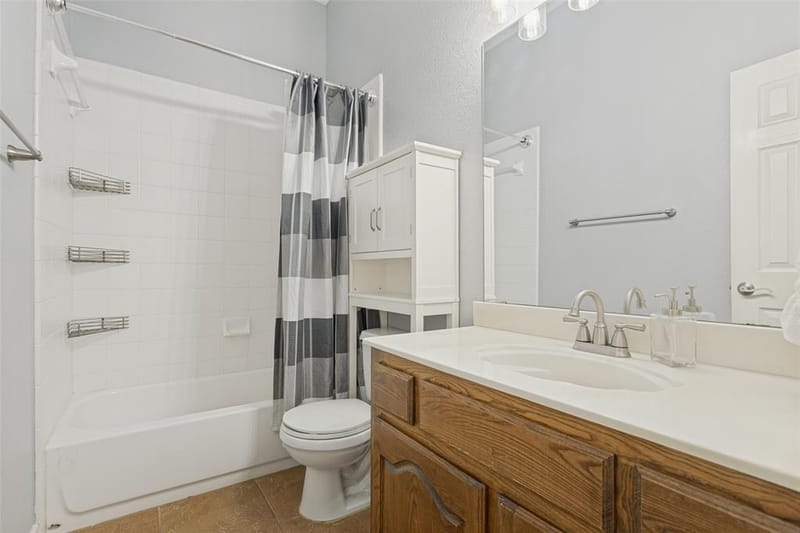 2106 Hollow Way, Garland TX 75041 - Photo 19