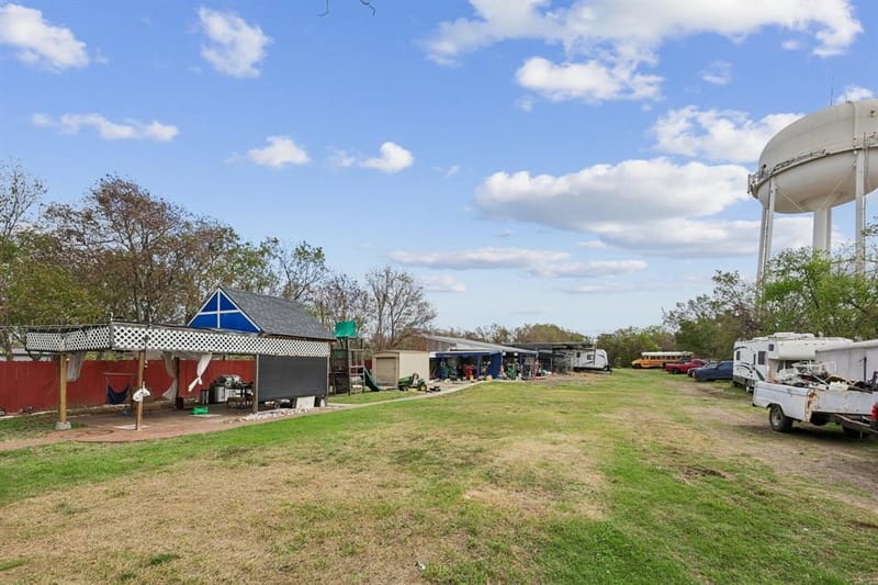 3312 Meadow Oaks Drive, Haltom City TX 76117 - Photo 25