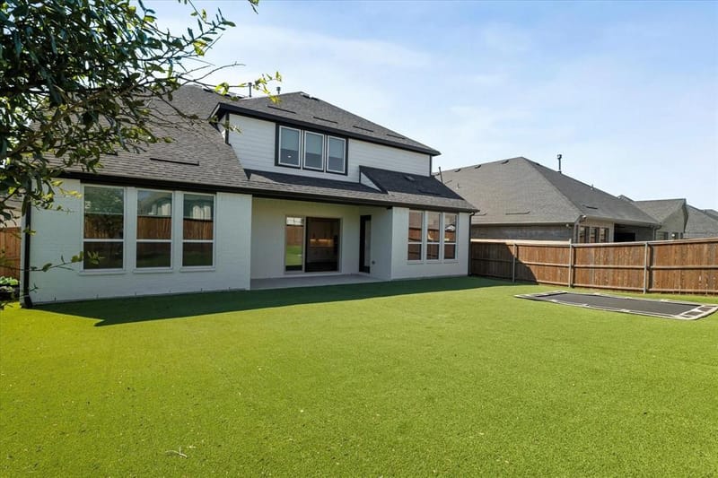 2817 Yarmouth Street, Celina TX 75009 - Photo 2