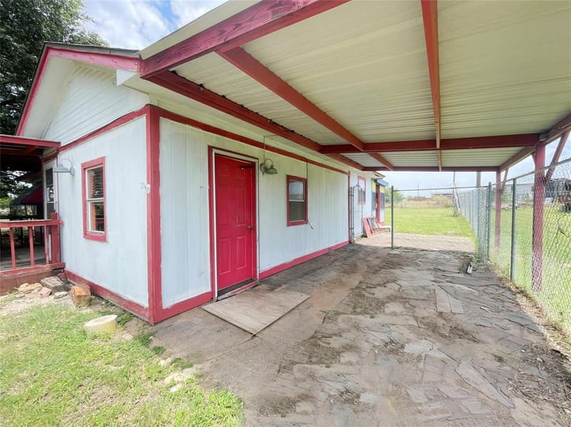 4602 Milburn Road, Cresson TX 76035 - Photo 2