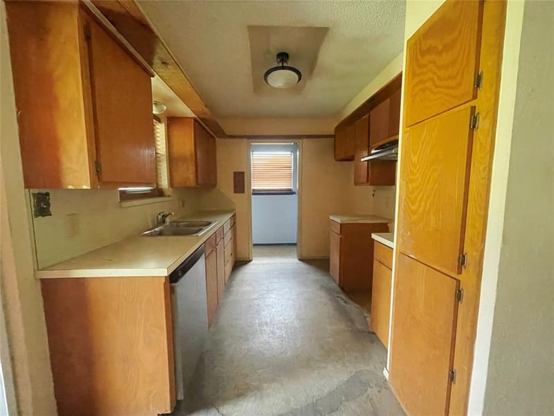 4602 Milburn Road, Cresson TX 76035 - Photo 7