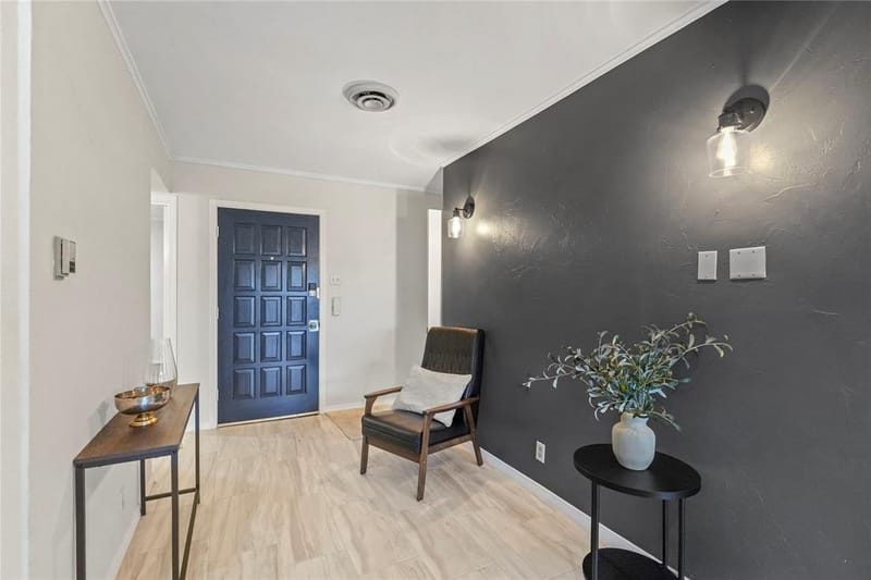 550 E Avenue J # B, Grand Prairie TX 75050 - Photo 4