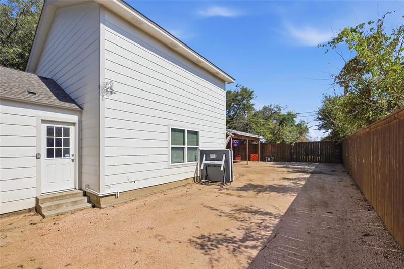 3233 Merida Avenue, Fort Worth TX 76109 - Photo 5
