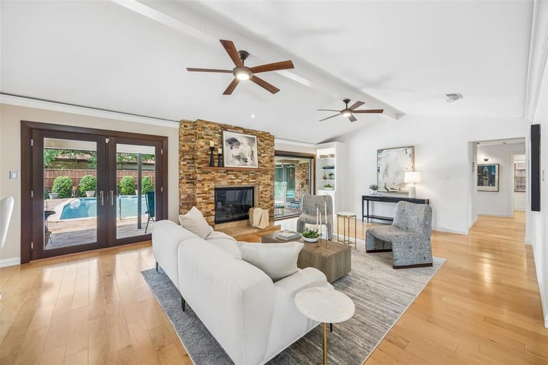 101 E Northgate Drive, Irving TX 75062 - Photo 6