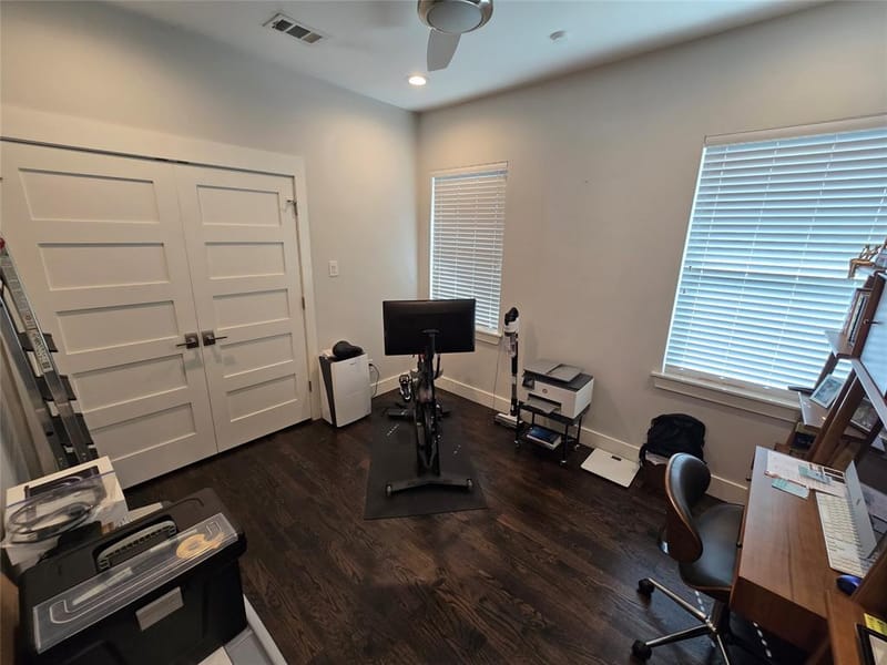 618 N Clinton Avenue, Dallas TX 75208 - Photo 14