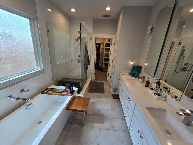 618 N Clinton Avenue, Dallas TX 75208 - Photo 11