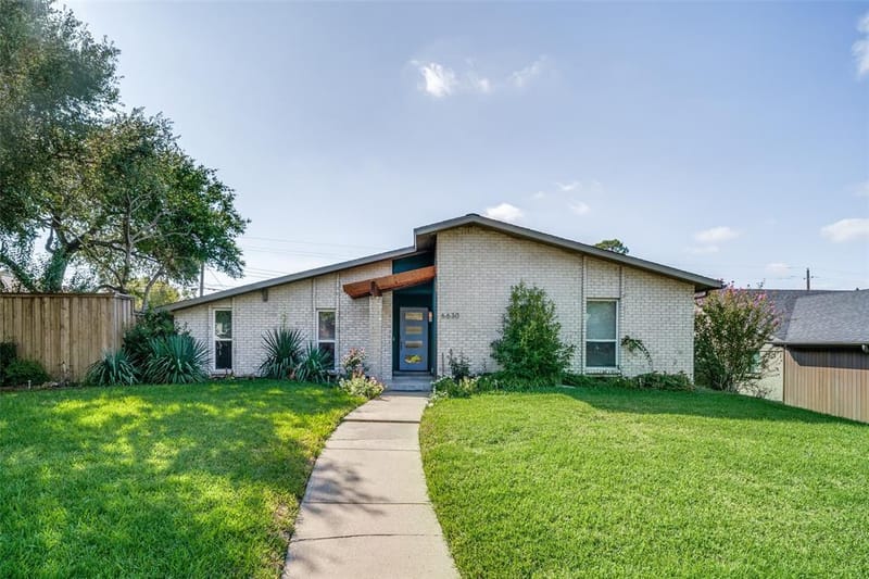 6630 Town Bluff Drive, Dallas TX 75248 - Photo 2