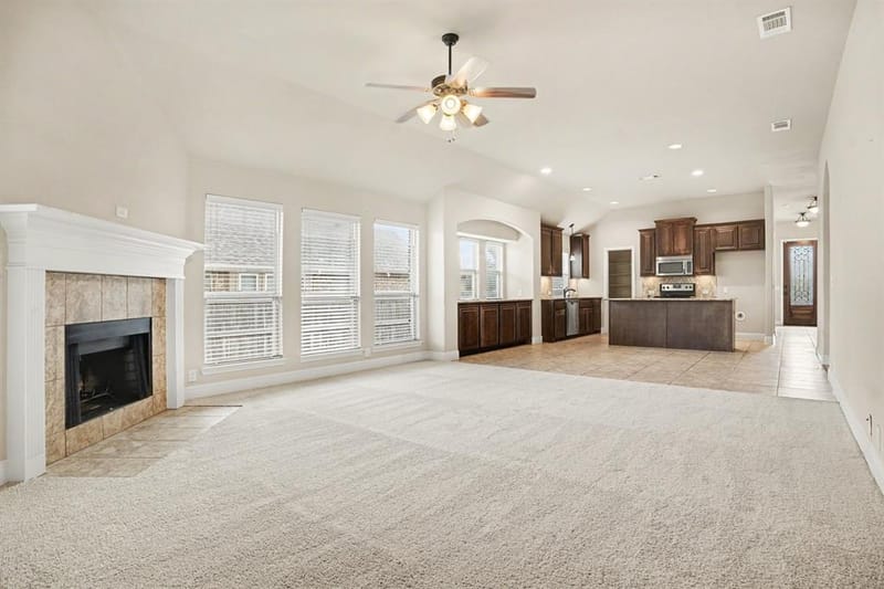 1004 Star Grass Drive, Mansfield TX 76063 - Photo 7