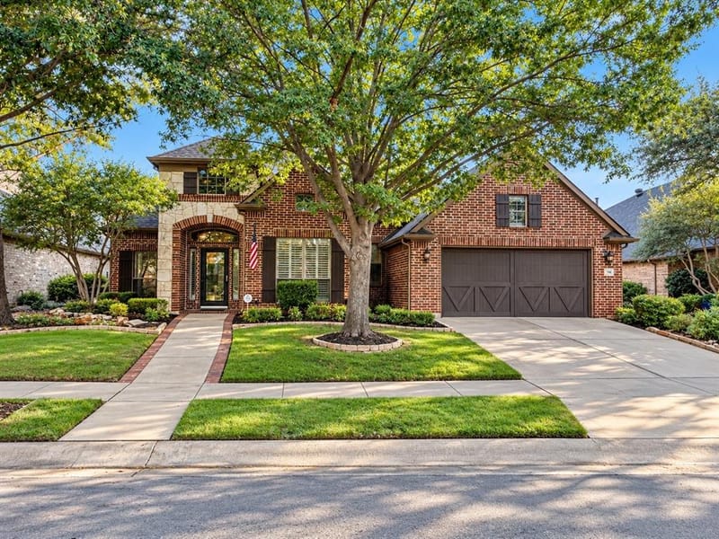 768 Ashleigh Lane, Lantana TX 76226 - Photo 2