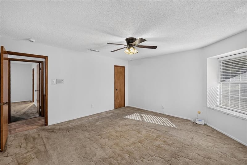 1818 Lakemont Court, Arlington TX 76013 - Photo 23