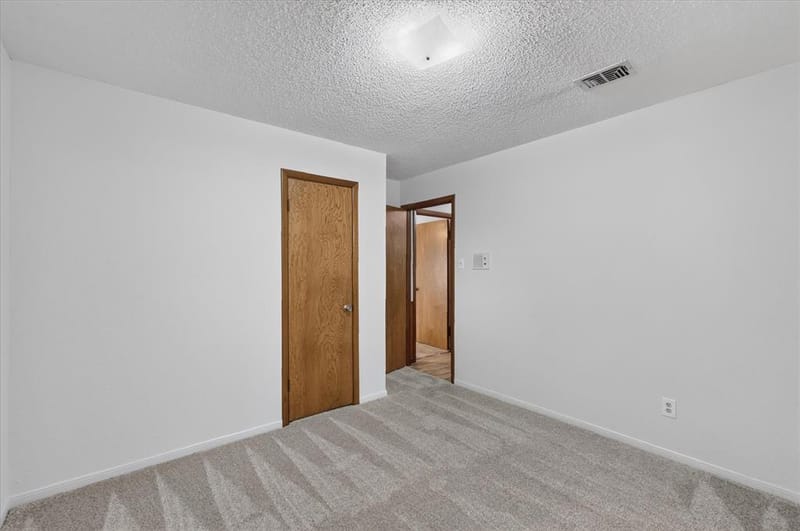 1818 Lakemont Court, Arlington TX 76013 - Photo 26