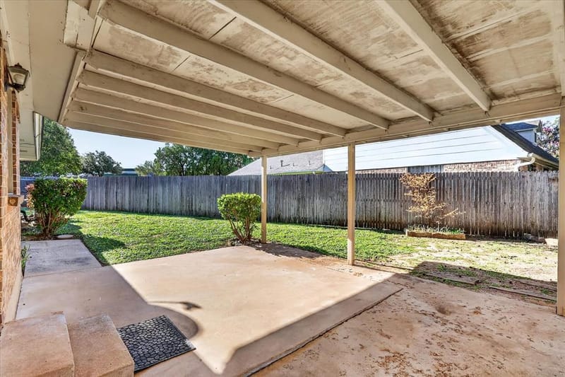 1818 Lakemont Court, Arlington TX 76013 - Photo 37