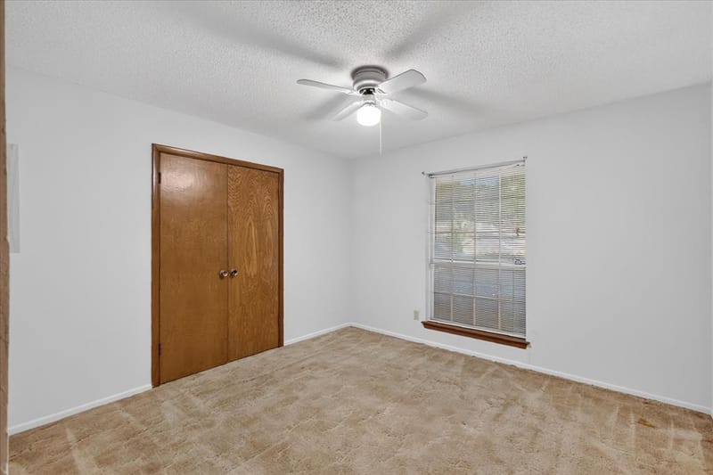 1818 Lakemont Court, Arlington TX 76013 - Photo 29
