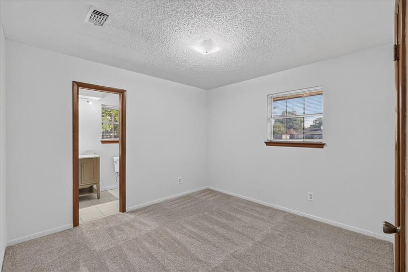 1818 Lakemont Court, Arlington TX 76013 - Photo 25