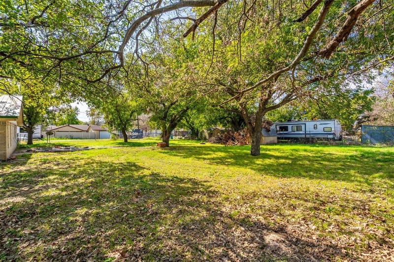 199 Park Street, Newark TX 76071 - Photo 6