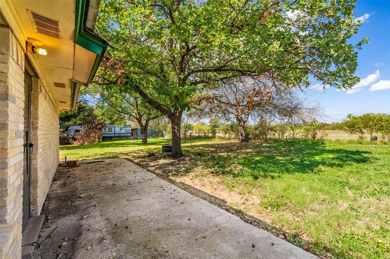 199 Park Street, Newark TX 76071 - Photo 10
