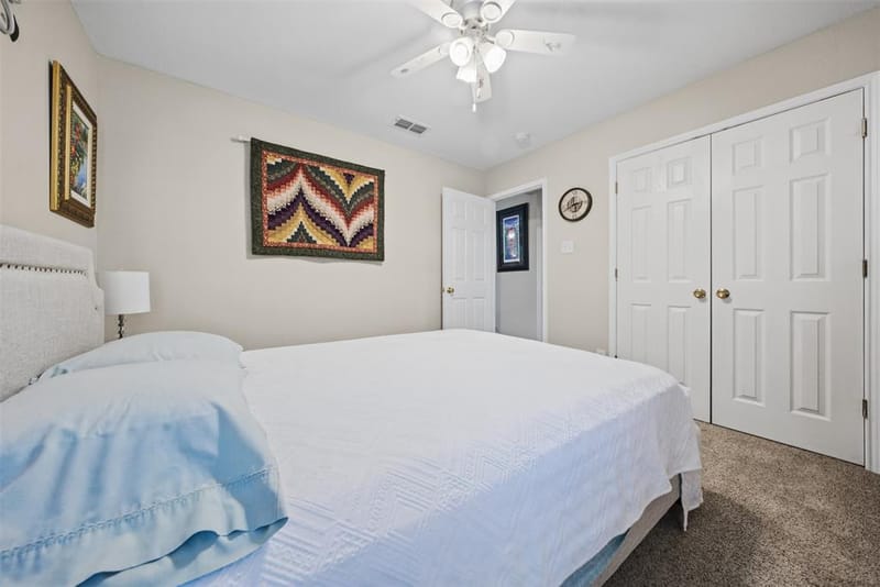 575 Tanglewood Drive, Burleson TX 76028 - Photo 23