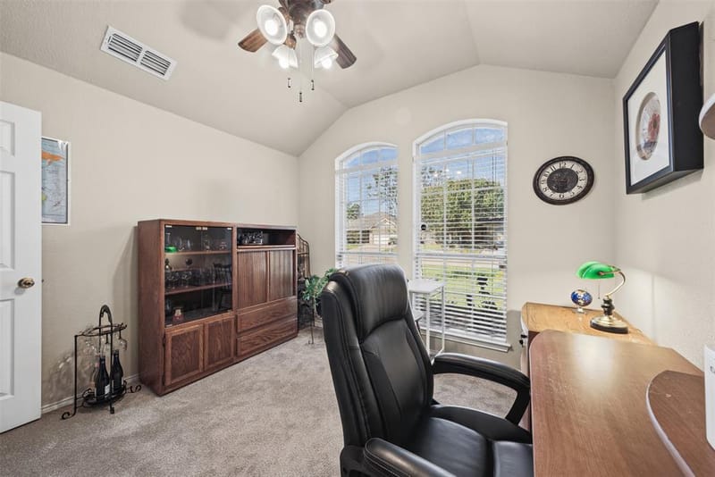 575 Tanglewood Drive, Burleson TX 76028 - Photo 26
