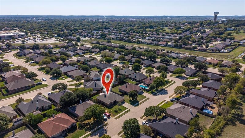 575 Tanglewood Drive, Burleson TX 76028 - Photo 36