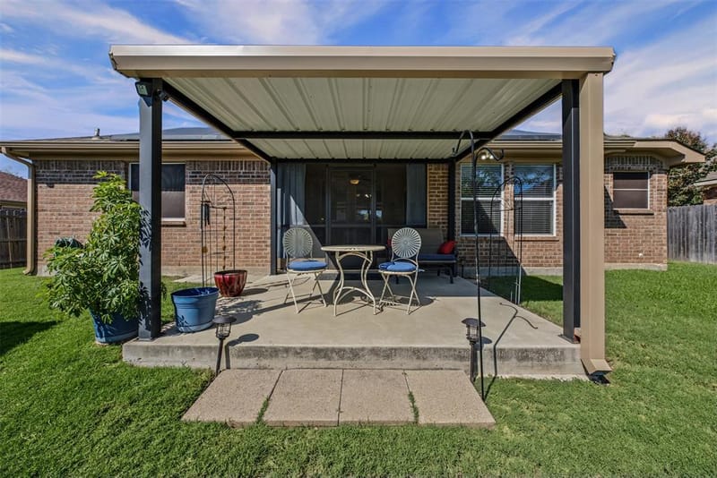 575 Tanglewood Drive, Burleson TX 76028 - Photo 30
