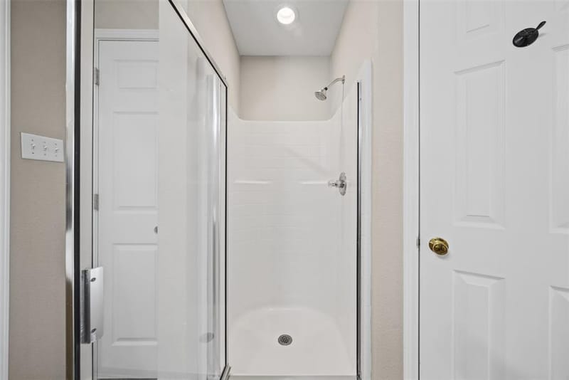 575 Tanglewood Drive, Burleson TX 76028 - Photo 18
