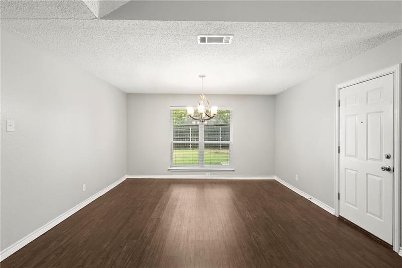 113 Morene Avenue, Waxahachie TX 75165 - Photo 9