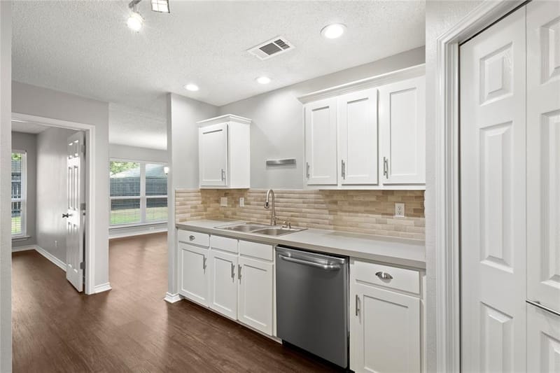 113 Morene Avenue, Waxahachie TX 75165 - Photo 11