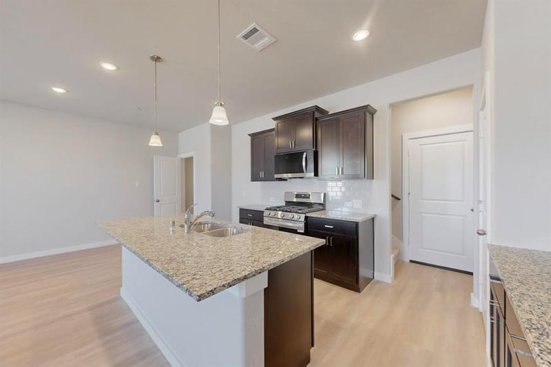 1424 Starlight Trail, Mesquite TX 75181 - Photo 6