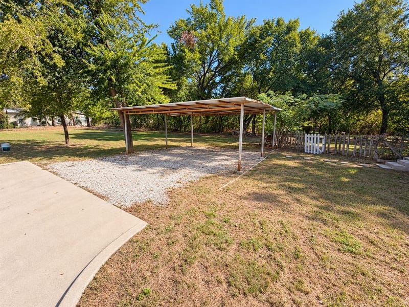 501 Eureka Street, Weatherford TX 76086 - Photo 22