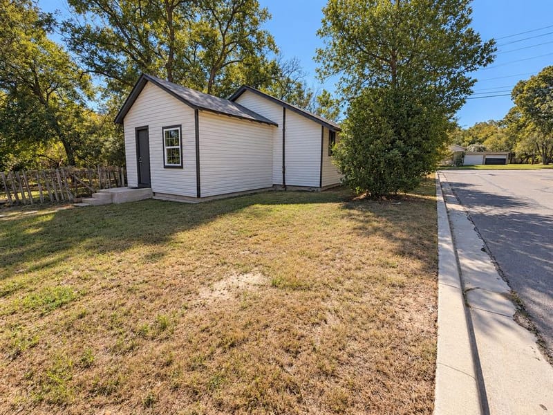 501 Eureka Street, Weatherford TX 76086 - Photo 21