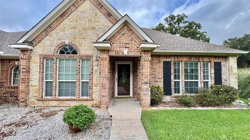 115 Meadowood Road, Enchanted Oaks TX 75156 - Photo 3