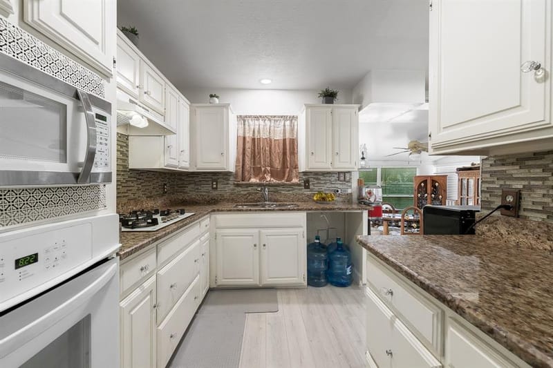 2546 Havenhurst Street, Farmers Branch TX 75234 - Photo 8