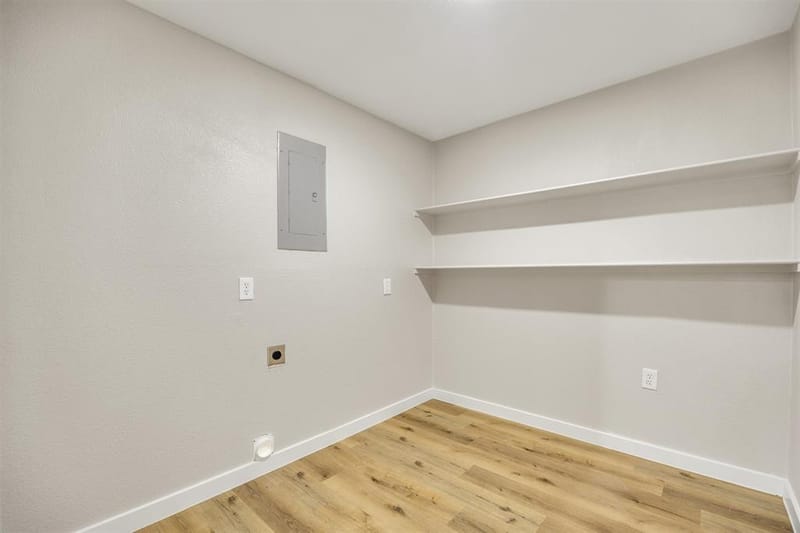 301 Linda Drive, Burleson TX 76028 - Photo 16