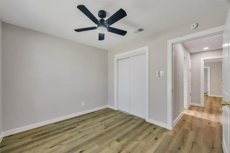 301 Linda Drive, Burleson TX 76028 - Photo 28