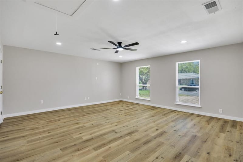 301 Linda Drive, Burleson TX 76028 - Photo 18
