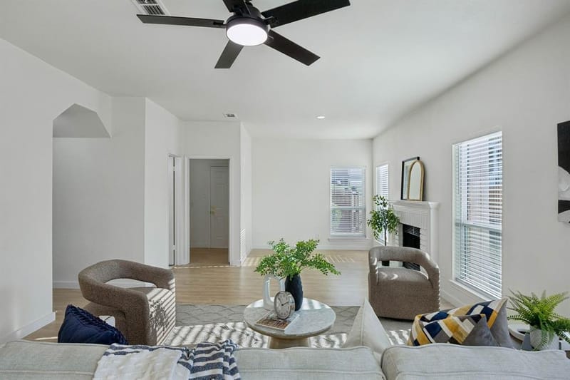 4309 Downsview Court, Arlington TX 76016 - Photo 9