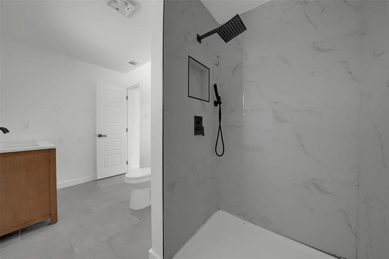 2523 Klondike Drive, Dallas TX 75228 - Photo 9