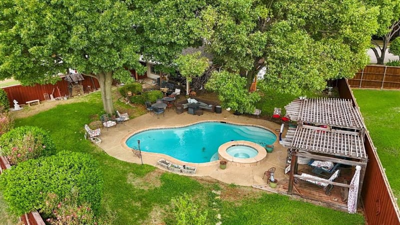 1906 Chapel Cove, Rowlett TX 75088 - Photo 37