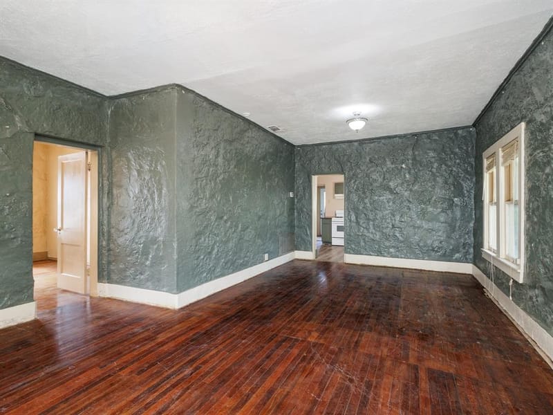 544 N Clinton Street, Stephenville TX 76401 - Photo 6