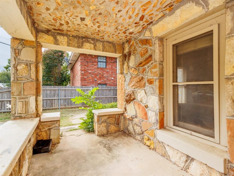 544 N Clinton Street, Stephenville TX 76401 - Photo 4