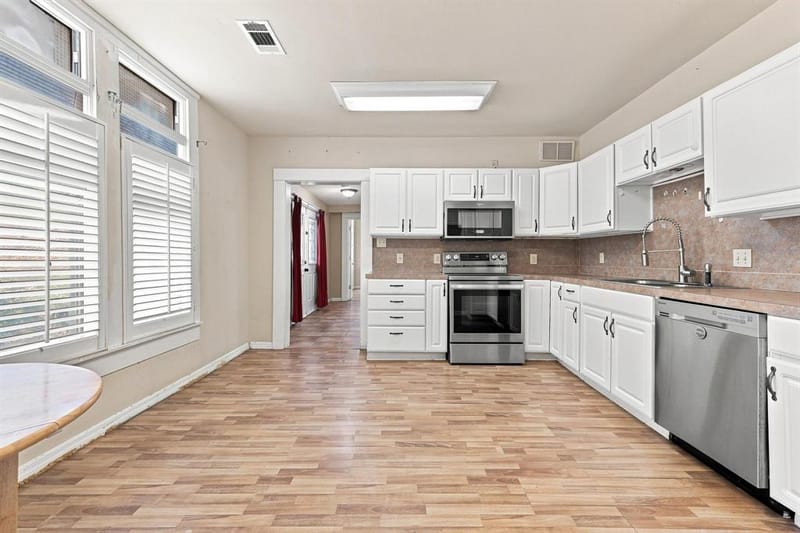 600 W Munson Street, Denison TX 75020 - Photo 13