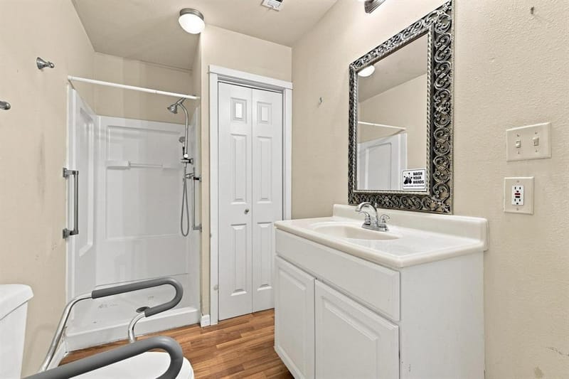 600 W Munson Street, Denison TX 75020 - Photo 17
