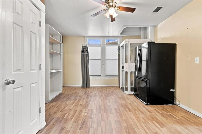 600 W Munson Street, Denison TX 75020 - Photo 9